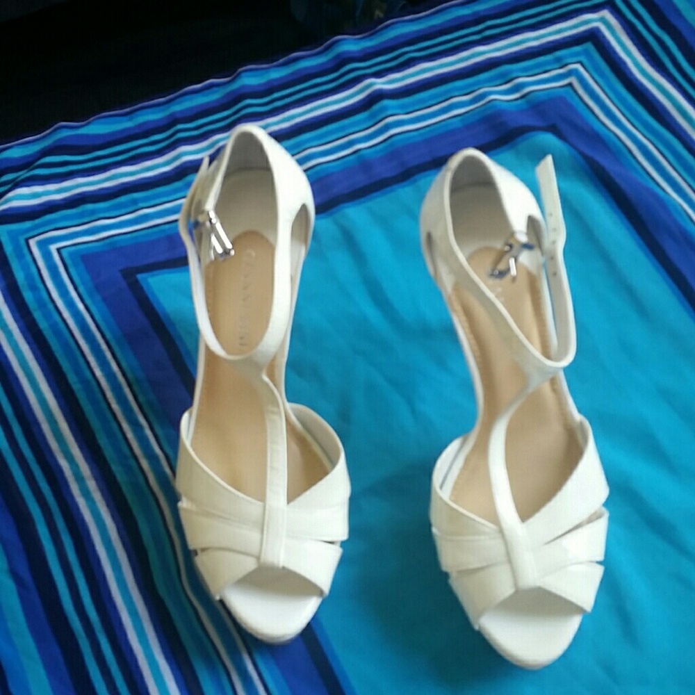 Gianni Bini Shoes